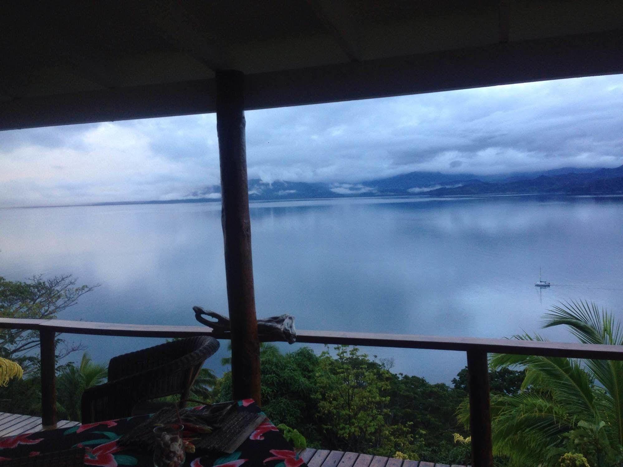 Naveria Heights Lodge Savusavu Exterior foto